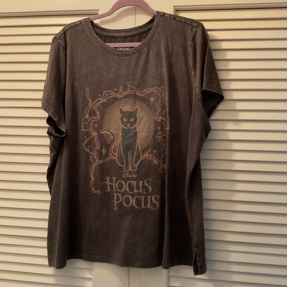 Maurices Black Hocus Pocus Short Sleeve Tee